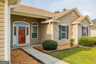 4952 Patton Dr, Valdosta, GA 31605 - Photo 2
