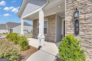 93 Club Cresswind Dr, Newnan, GA 30263 - Photo 4