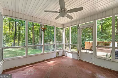 205 Foxdale Court, Lagrange, GA 30240 - Photo 10
