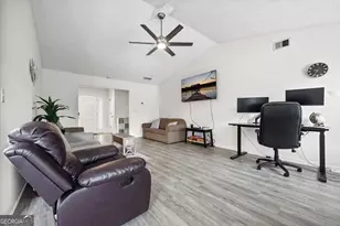 6574 Oak Mill Ct, Morrow, GA 30260 - Photo 4