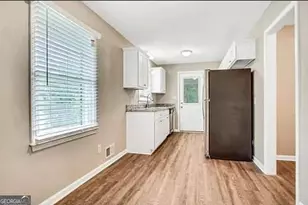 6263 Green Acres Dr SW, Covington, GA 30014 - Photo 4