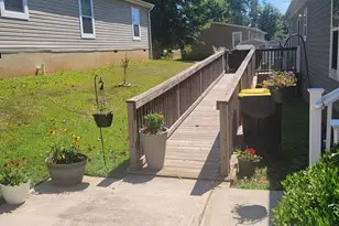 14 Redwood Cir, Newnan, GA 30263 - Photo 4