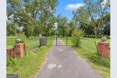 2220 Liberty Expressway SE, Albany, GA 31705 - Photo 1