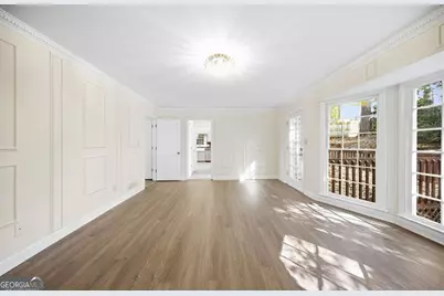 305 Old Tree Trc, Roswell, GA 30075 - Photo 16
