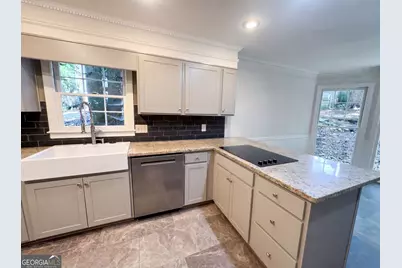 305 Old Tree Trc, Roswell, GA 30075 - Photo 2