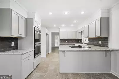 305 Old Tree Trc, Roswell, GA 30075 - Photo 10