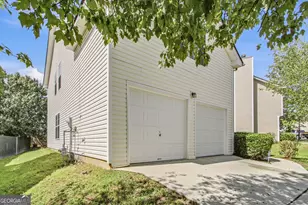 2571 N Hill Pkwy, Riverdale, GA 30296 - Photo 2