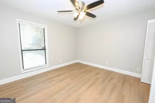 3930 Cedar Cir, Tucker, GA 30084 - Photo 18