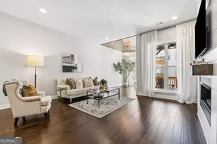 259 Franklin Rd, Atlanta, GA 30342 - Photo 2