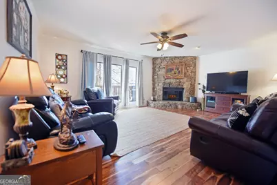 327 Brucken Strasse # 305, Helen, GA 30545 - Photo 14