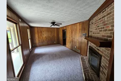 3851 Raiders Ridge Drive, Lithonia, GA 30038 - Photo 4