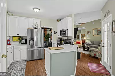 12 Oak Park Place, Savannah, GA 31405 - Photo 2