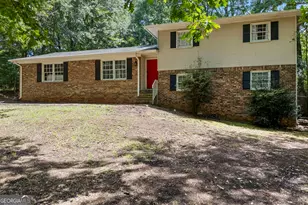 527 University Cir, Athens, GA 30605 - Photo 1