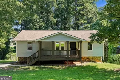 1003 Salisbury Trail, Riverdale, GA 30296 - Photo 2