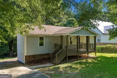 1003 Salisbury Trail, Riverdale, GA 30296 - Photo 4