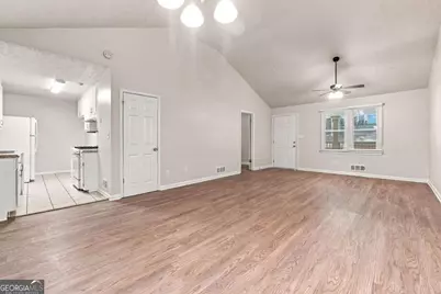 1003 Salisbury Trail, Riverdale, GA 30296 - Photo 10