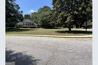 135 Antebellum Way, Fayetteville, GA 30215 - Photo 2