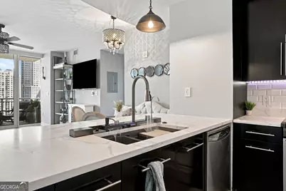 3338 Peachtree Road NE #APT 1507, Atlanta, GA 30326 - Photo 8