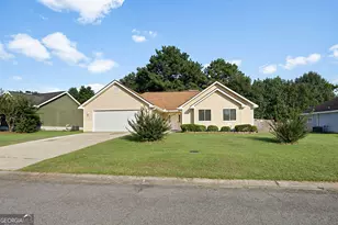 731 Gateway Dr, Bonaire, GA 31005 - Photo 1