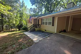 105 Heatherbrook Dr, Lagrange, GA 30240 - Photo 1