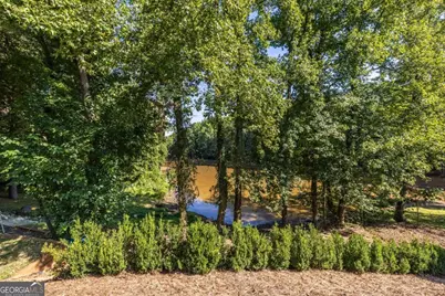 577 Lantern Wood Drive, Scottdale, GA 30079 - Photo 18