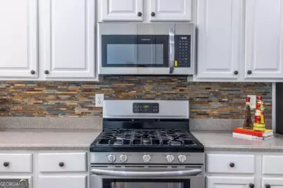 577 Lantern Wood Drive, Scottdale, GA 30079 - Photo 28
