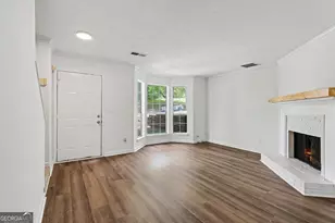1090 Huntington Trce SE, Smyrna, GA 30082 - Photo 2