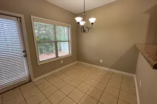 607 Summit Pt, Canton, GA 30114 - Photo 4
