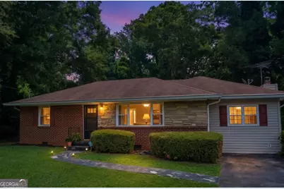 128 Peachtree Circle SE, Marietta, GA 30060 - Photo 2