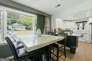 536 Elmwood Rd NW, Atlanta, GA 30318 - Photo 16