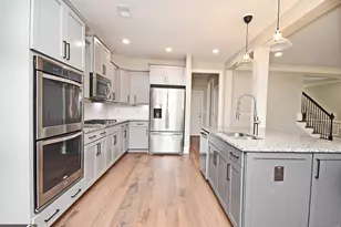 2625 Hickory Hill Dr SE, Smyrna, GA 30080 - Photo 12