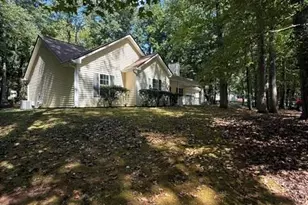 255 Lakeside Dr, Covington, GA 30016 - Photo 2
