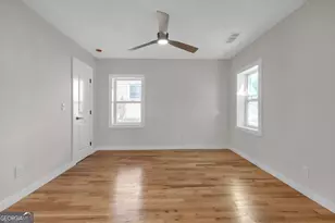 1427 Lorenzo Dr SW, Atlanta, GA 30310 - Photo 8