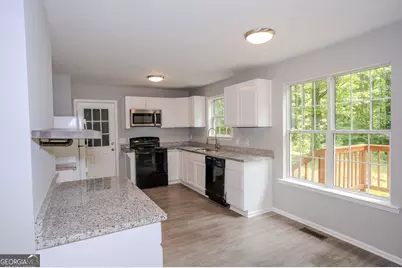 3043 Saddle Creek Drive, Gainesville, GA 30507 - Photo 10