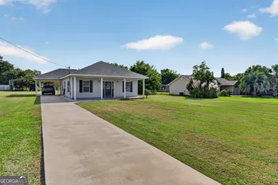 4074 Meadow Circle, Blackshear, GA 31516 - Photo 2