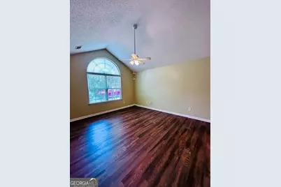 1303 Silver Summit Drive SE, Conyers, GA 30094 - Photo 6