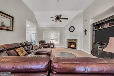 1004 Maddox Court, Griffin, GA 30224 - Photo 6