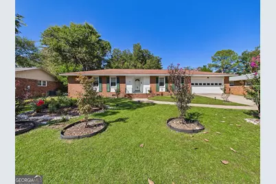118 Avalon Drive, Warner Robins, GA 31093 - Photo 2