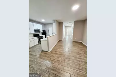 375 Brookview Drive, Riverdale, GA 30274 - Photo 8