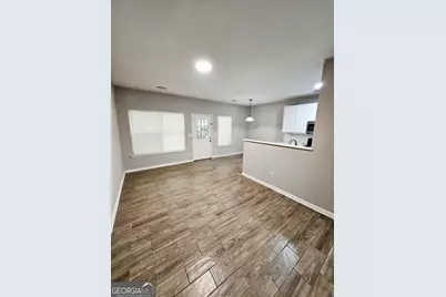 375 Brookview Drive, Riverdale, GA 30274 - Photo 4