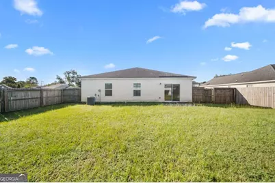 115 Auburn Circle, Glennville, GA 30427 - Photo 4