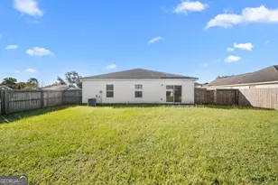 115 Auburn Cir, Glennville, GA 30427 - Photo 4