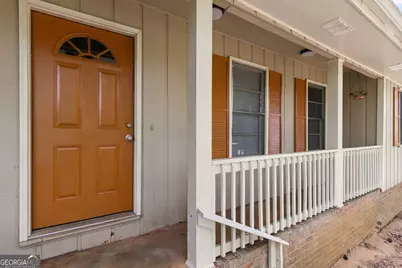 9169 Lakeview Drive SW, Covington, GA 30014 - Photo 4