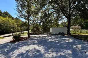 5019 Dicks Hill Pkwy, Mount Airy, GA 30563 - Photo 18