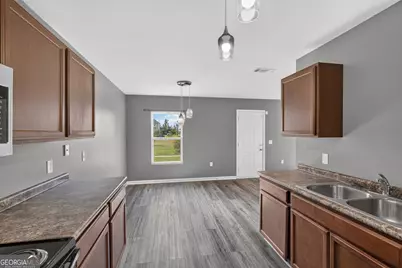 215 Barbour Lane, Hinesville, GA 31313 - Photo 14