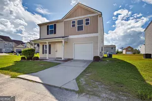 215 Barbour Ln, Hinesville, GA 31313 - Photo 2