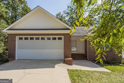 617 Brooks Street, Macon, GA 31204 - Photo 1