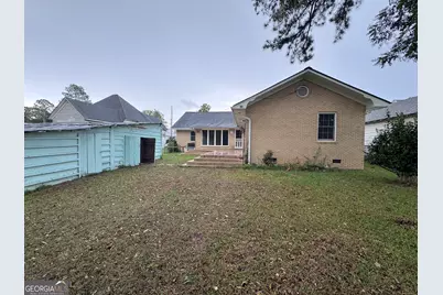 2401 W Elm Street, Wrightsville, GA 31096 - Photo 6