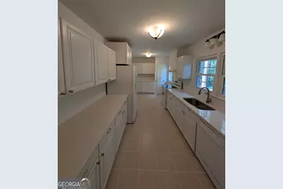2481 Trailmark Drive, Decatur, GA 30033 - Photo 6