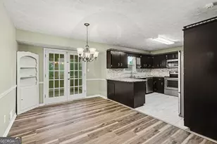 3030 Green Meadow Ln, Snellville, GA 30078 - Photo 6